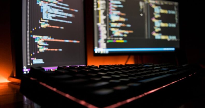 black computer keyboard